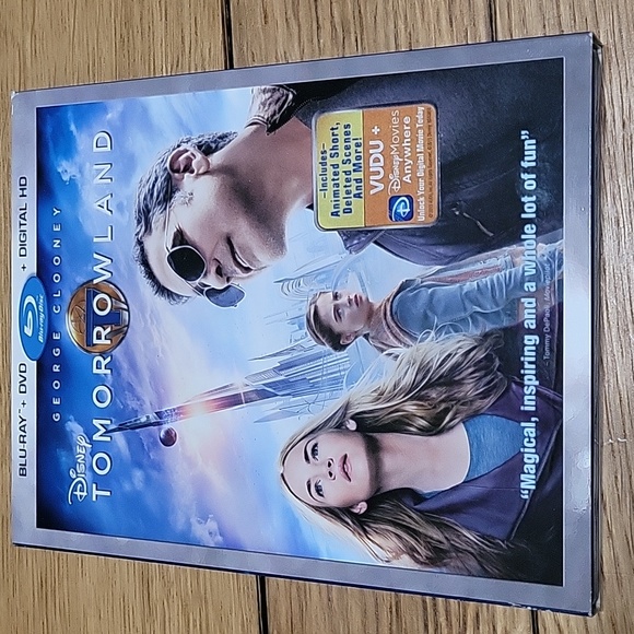 Disney Tomorrowland Blu-ray DVD - Picture 1 of 7